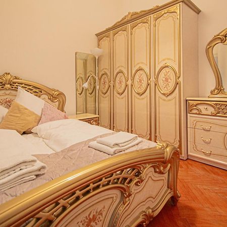 The Grand Royal 3Bdr Heart Of Old Town Leilighet Praha Eksteriør bilde
